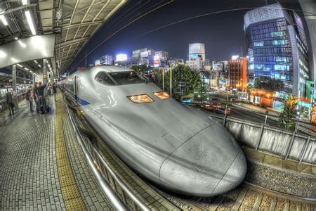 ¸700
