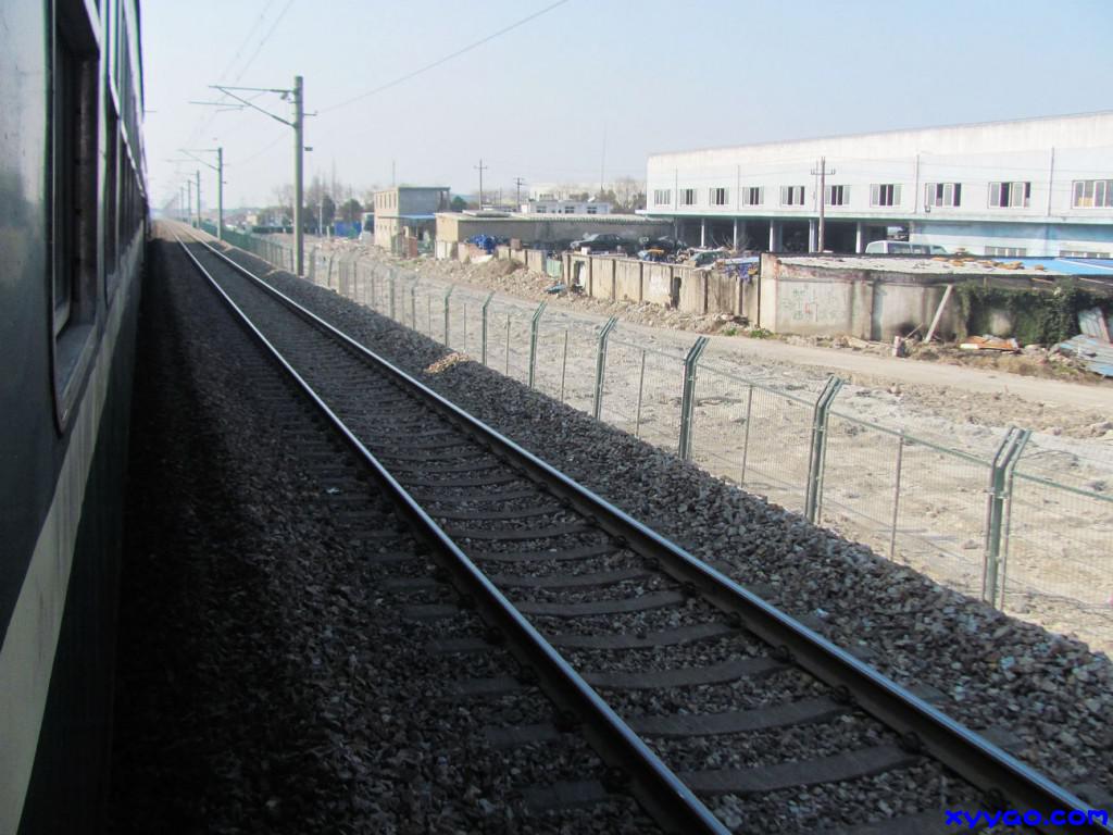 102.jpg
